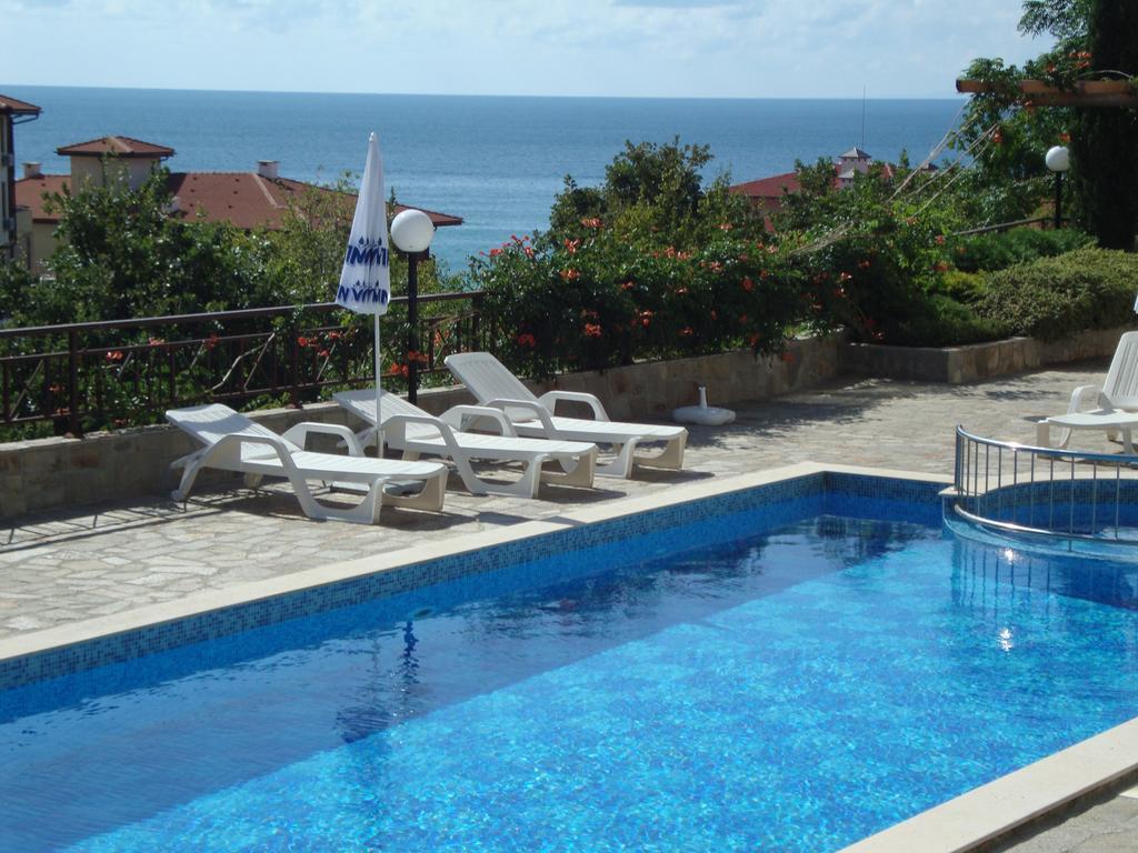 Sirena Apartment Sveti Vlas Exterior foto